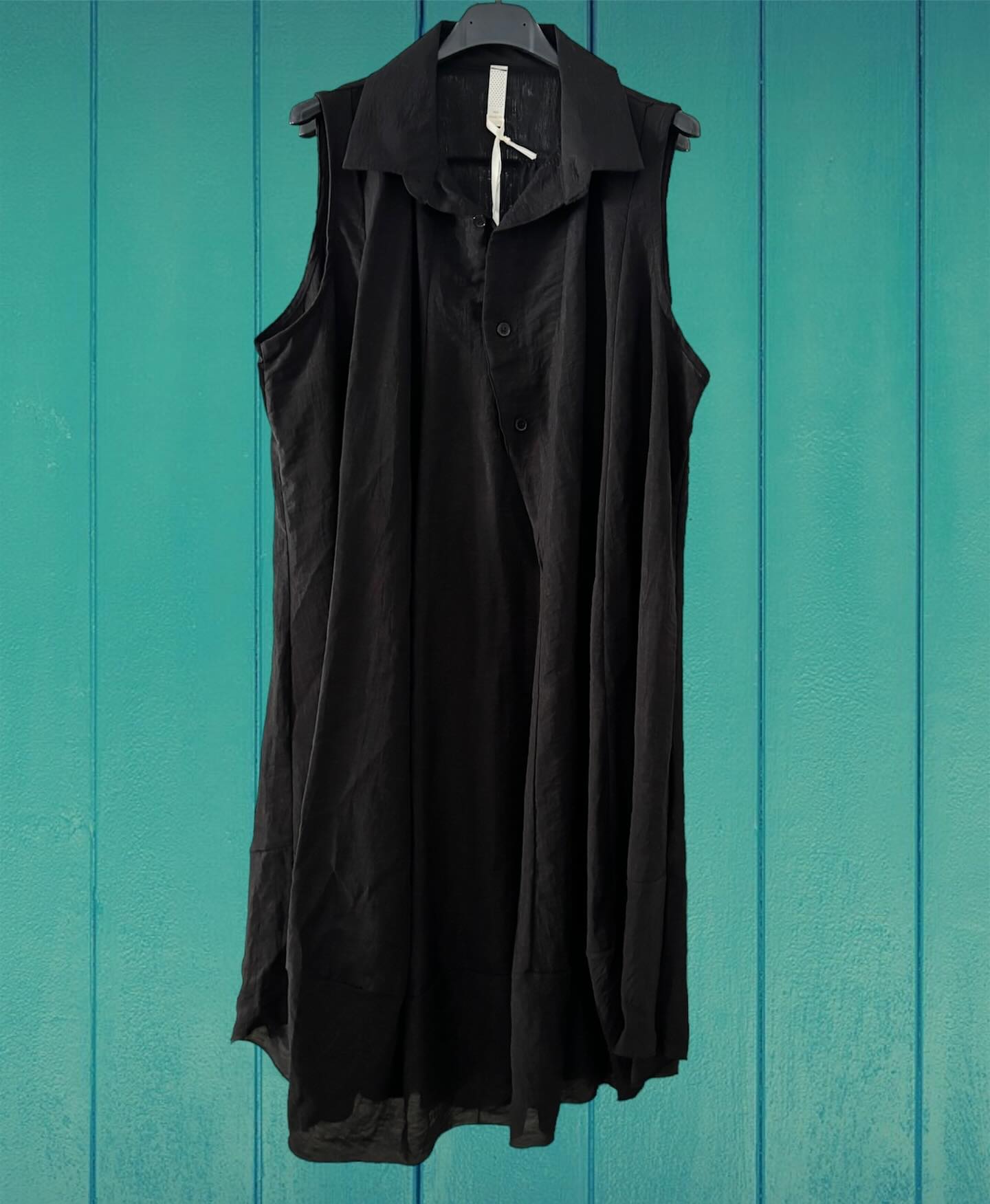 VESTITO